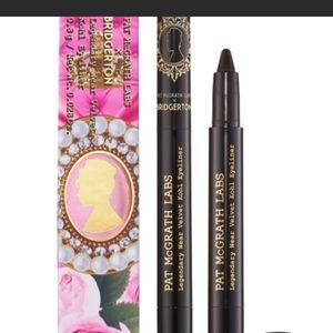 PAT McGrath Legendary Wear Velvet Kohl Eyeliner in Xtreme Black